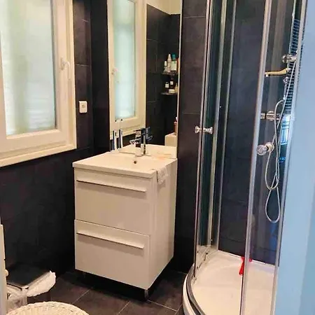 Pleasant With Balcony Nizza