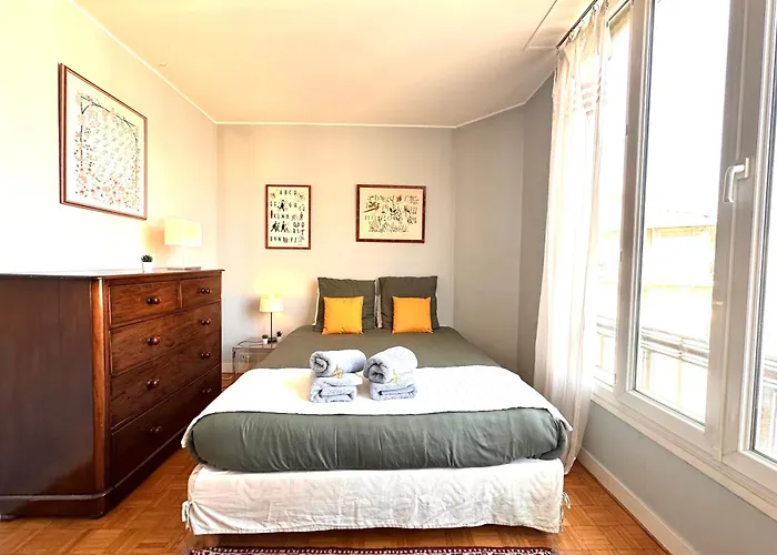 Apartamento Pleasant With Balcony *