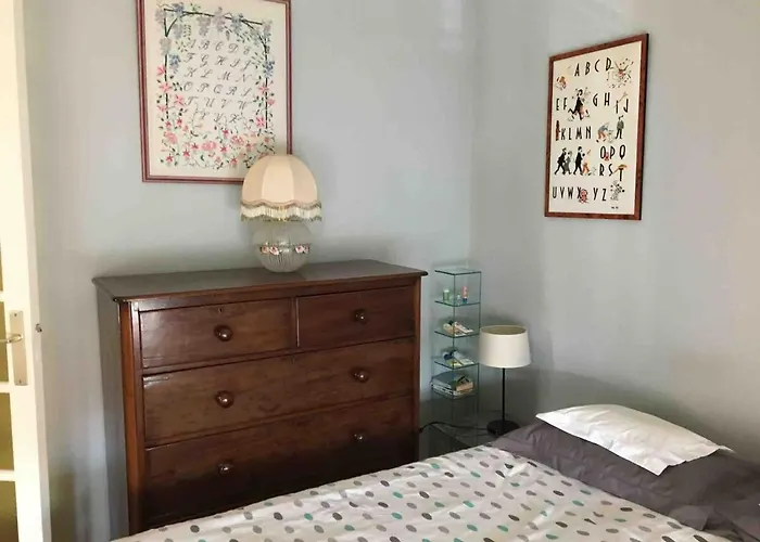 Pleasant With Balcony Apartamento Niza